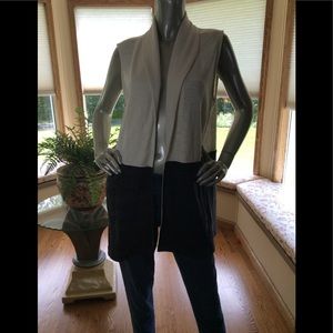 T Talbots Sleeveless Ivory Charcoal Vest Size M